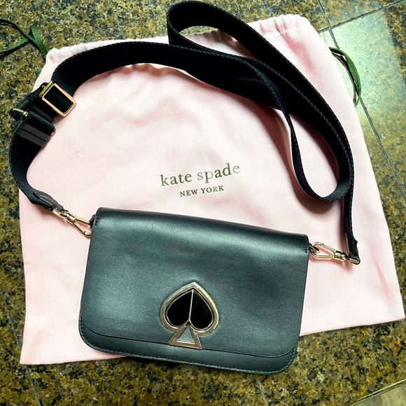 kate spade Handbags - Kate Spade cross body